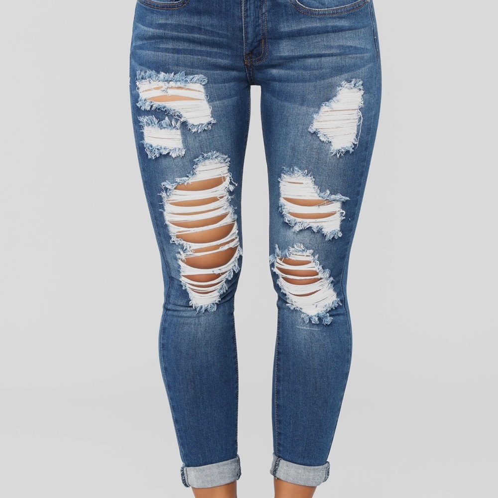 Fashion nova cropped ankle distressed skinny jeans